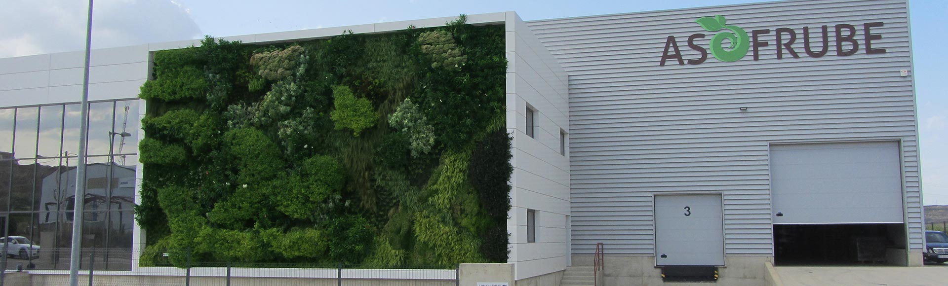 Jardín vertical exterior en Fraga huesca