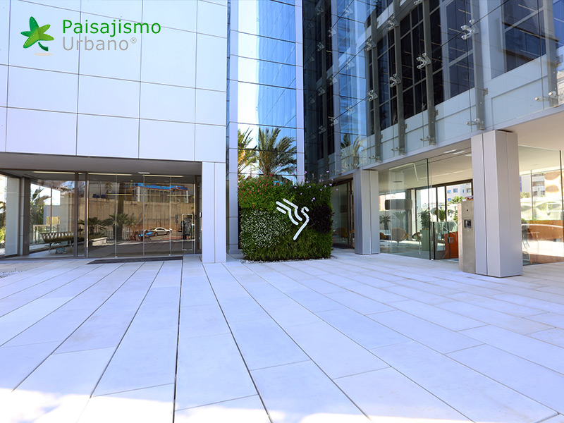 jardin vertical grupo marjal alicante