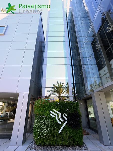 jardin vertical grupo marjal alicante