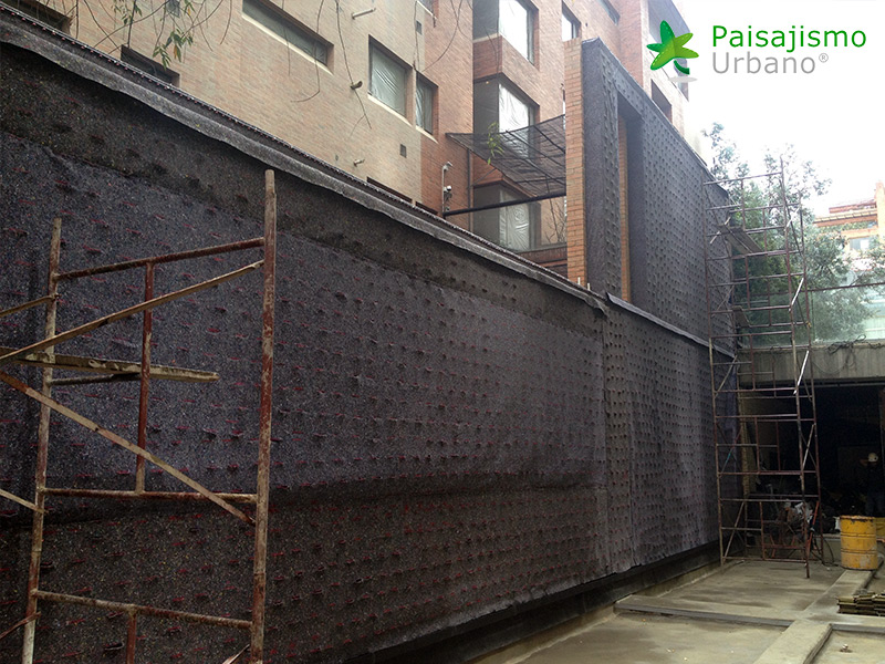 construcción jardin vertical mas grande del mundo