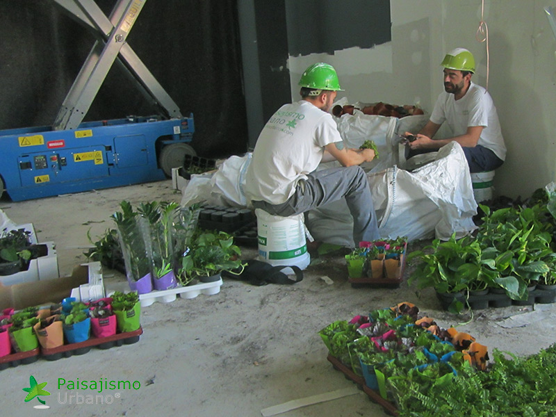 Jardín vertical restaurante Bálamo en Madrid​