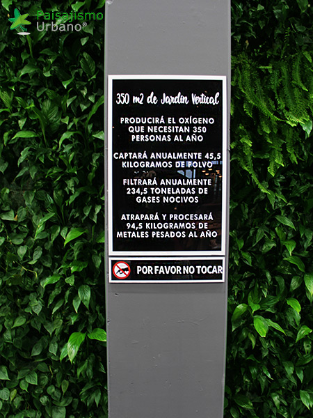 Jardín vertical restaurante Bálamo en Madrid​