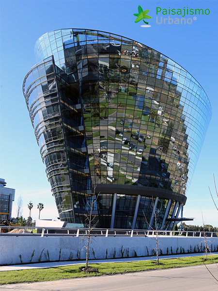 jardin vertical edificio celebra uruguay