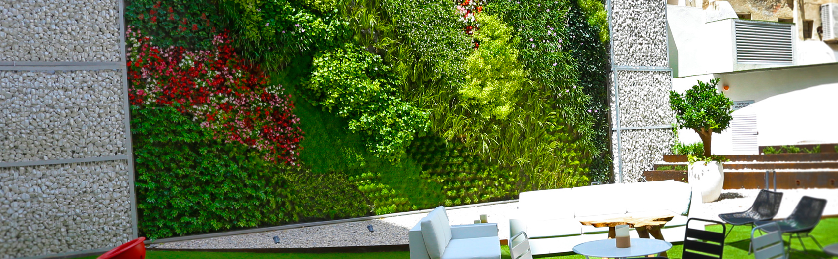 Proyecto Jardín vertical residencia privada – Alicante. Paisajismo Urbano, 2019