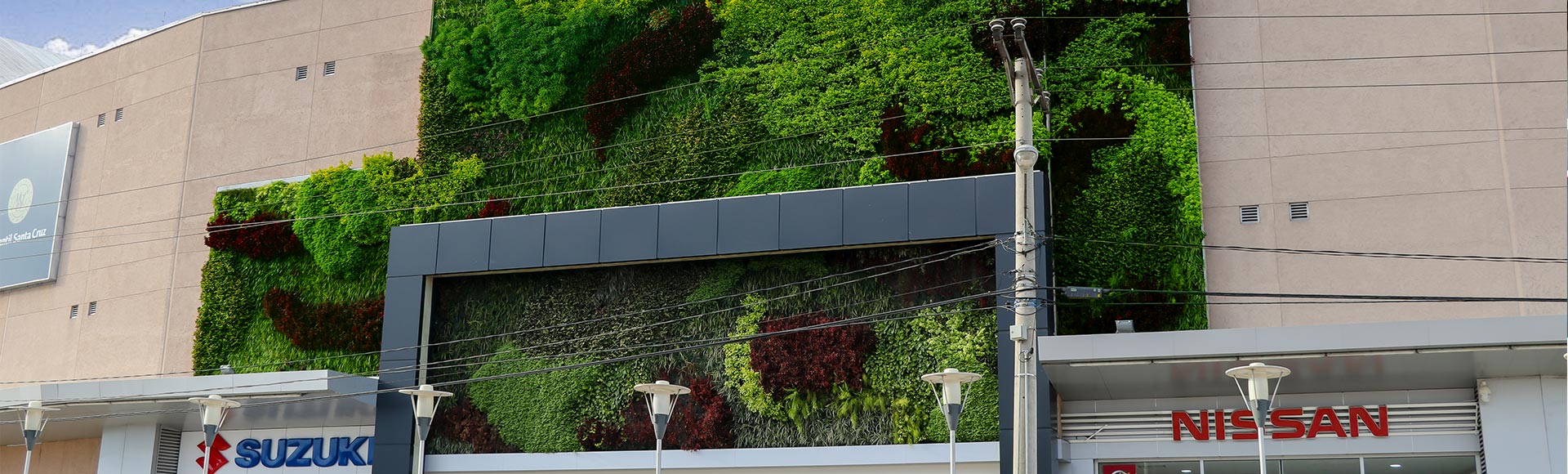 jardin vertical centro comercial las brisas