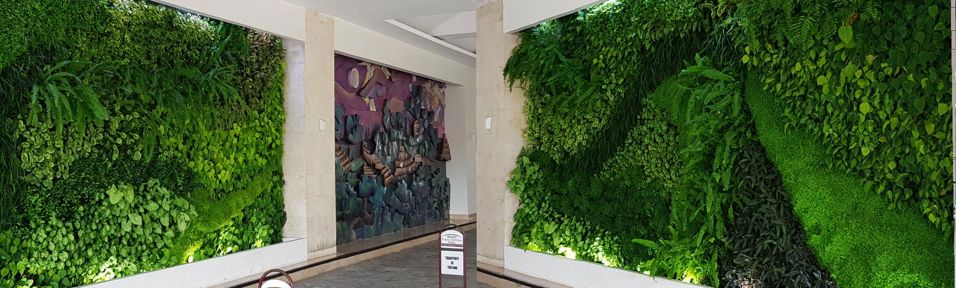 jardin vertical hotel guatemala
